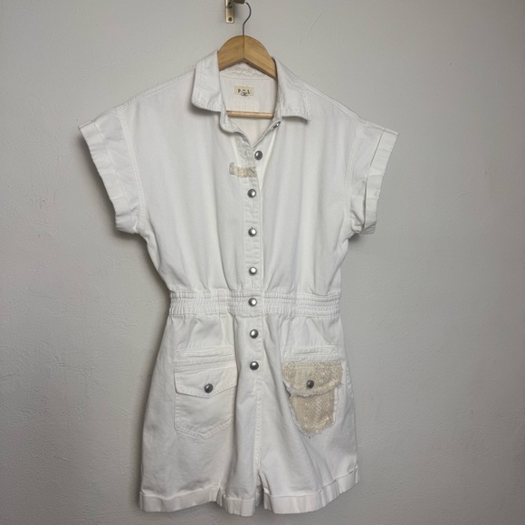 POL Pants - POL White Button-Up Denim Romper‎